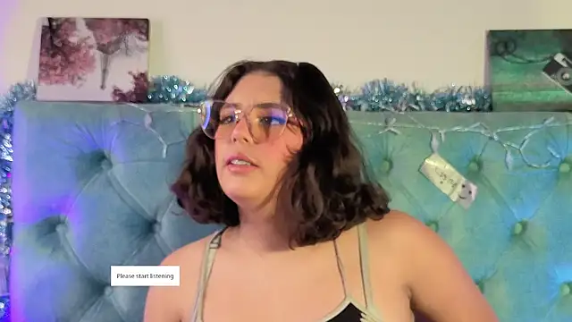 Paola Lyon  online show from 01-07-26, 11:56