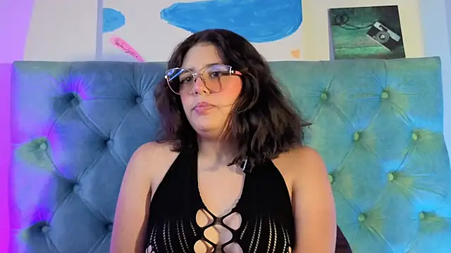 Paola Lyon  online show from 03-09-26, 12:09