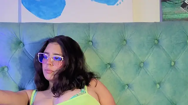 Paola Lyon  online show from 03-20-26, 06:46