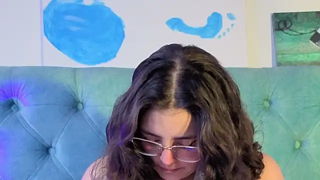 Paola Lyon  online show from 04-17-26, 07:06