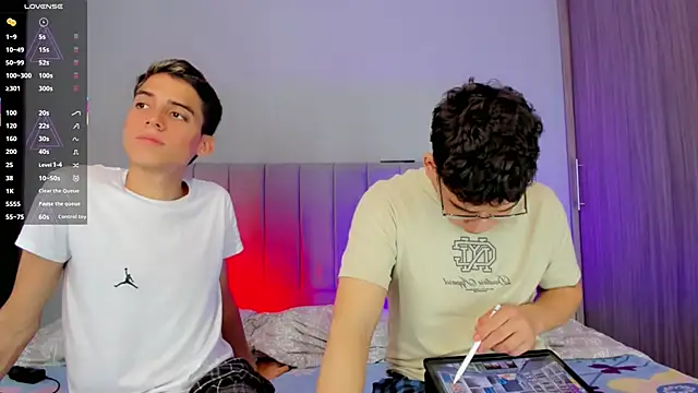 Snapshot of jake_and_joaquin chatting on 03-14-25, 11:01 jake and joaquin online show from 03-14-25, 11:01