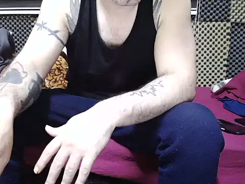 Arabeyes online show from 12-19-25, 05:20