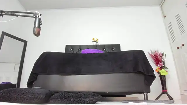 martinaclark online show from 05-21-26, 03:24