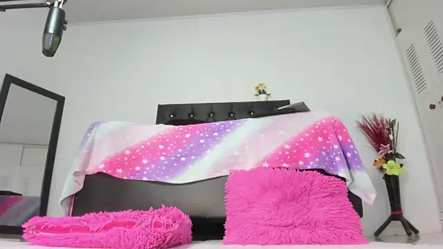 martinaclark online show from 07-14-26, 02:05