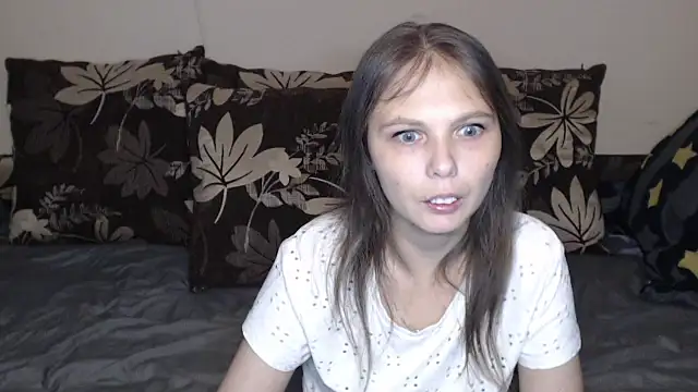 Snapshot of Nika_Shiny chatting on 09-09-25, 06:35 Nika Shiny online show from 09-09-25, 06:35