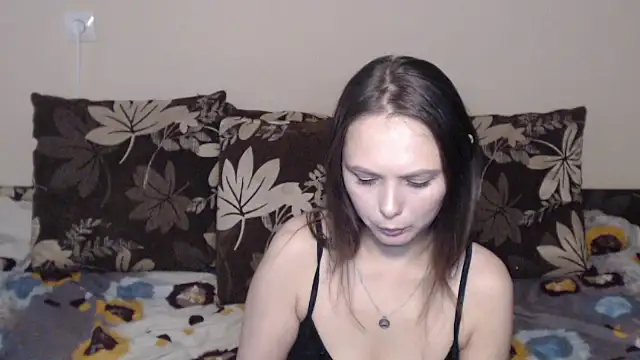 Snapshot of Nika_Shiny chatting on 04-13-26, 03:23 Nika Shiny online show from 04-13-26, 03:23