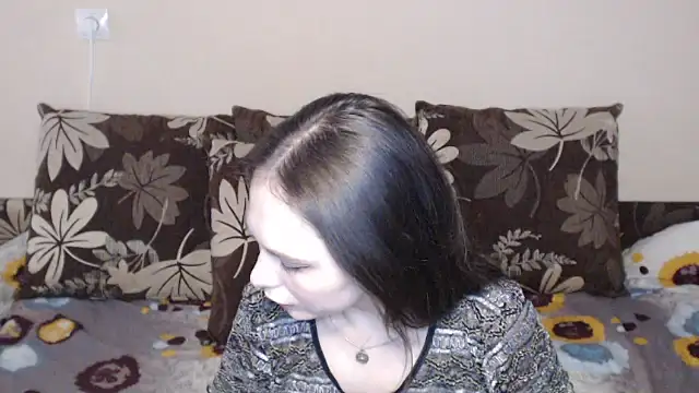 Snapshot of Nika_Shiny chatting on 04-22-26, 02:14 Nika Shiny online show from 04-22-26, 02:14