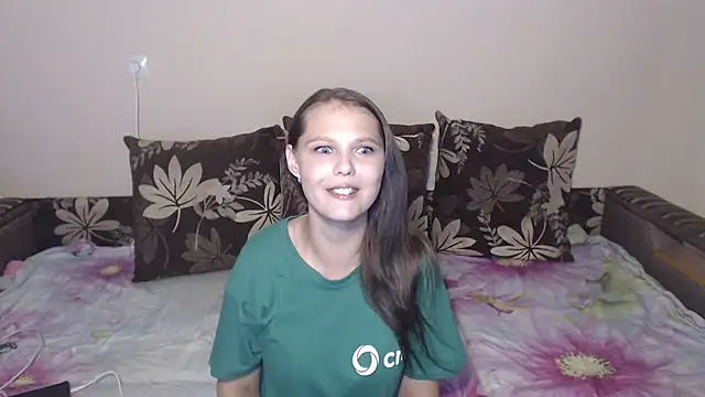 Snapshot of Nika_Shiny chatting on 08-01-26, 10:14 Nika Shiny online show from 08-01-26, 10:14