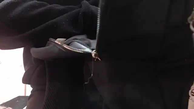 nadescomthxx online show from 10-31-25, 03:46