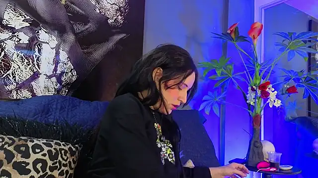 nadescomthxx online show from 12-22-25, 02:14