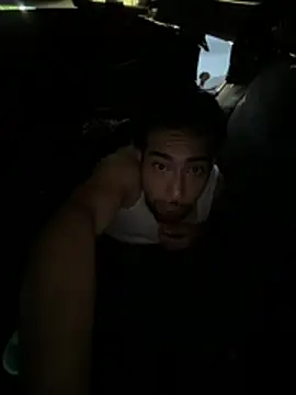 Snapshot of SideGhost chatting on 02-04-26, 12:38 SideGhost online show from 02-04-26, 12:38