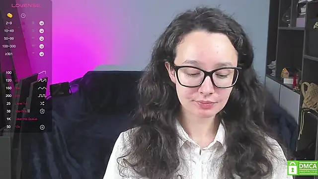 Agatta Smith online show from 07-17-26, 04:30