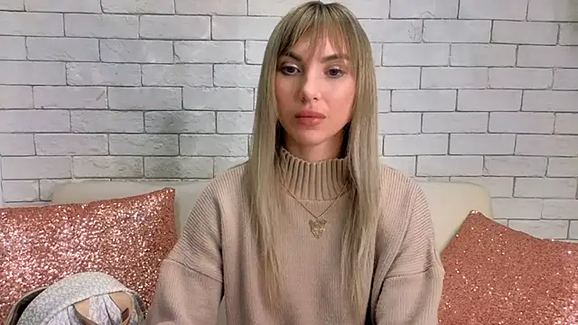 MiaMinx online show from 02-03-25, 04:57