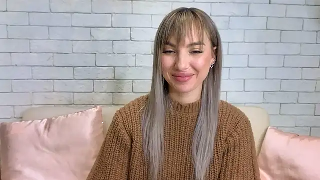 MiaMinx online show from 02-11-25, 04:55