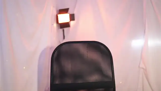 JulietaWinona online show from 11-22-25, 10:09