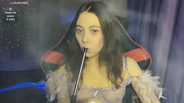 Snapshot of Natural_babe666 chatting on 03-29-26, 09:48 Natural babe666 online show from 03-29-26, 09:48