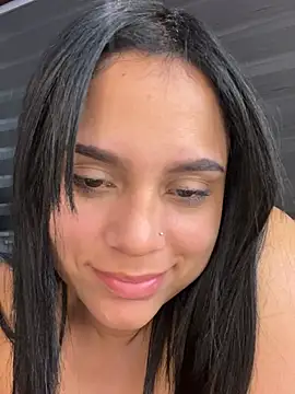 pamela anderson  online show from 12-20-24, 11:21