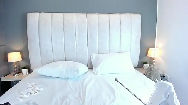 Ashleyy23x online show from 01-28-25, 07:42