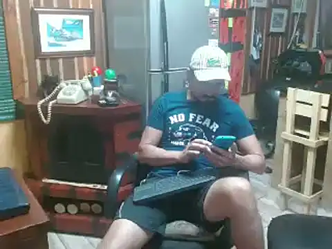 Snapshot of Dr_Pocholate84 chatting on 01-16-25, 06:37 Dr Pocholate84 online show from 01-16-25, 06:37