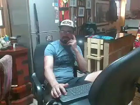 Snapshot of Dr_Pocholate84 chatting on 01-22-25, 05:59 Dr Pocholate84 online show from 01-22-25, 05:59