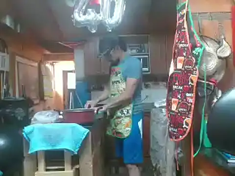 Snapshot of Dr_Pocholate84 chatting on 01-26-25, 07:52 Dr Pocholate84 online show from 01-26-25, 07:52