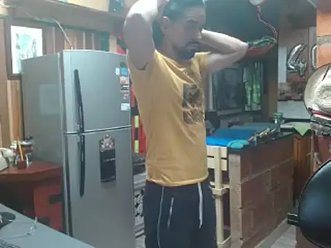 Snapshot of Dr_Pocholate84 chatting on 02-11-25, 10:50 Dr Pocholate84 online show from 02-11-25, 10:50