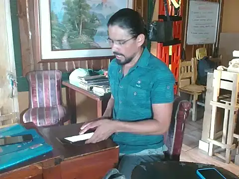 Dr Pocholate84 online show from 05-19-26, 08:04