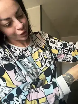 Chloe Ricci online show from 02-18-26, 07:59