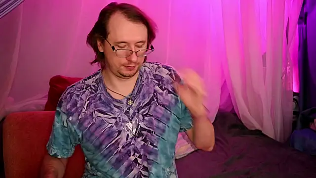 Claudia and elon  online show from 10-01-25, 02:39