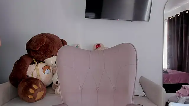 selene king2 online show from 04-28-26, 01:27