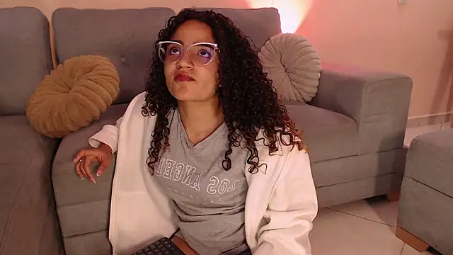 DAHLIA BROWNIE online show from 01-13-26, 02:28