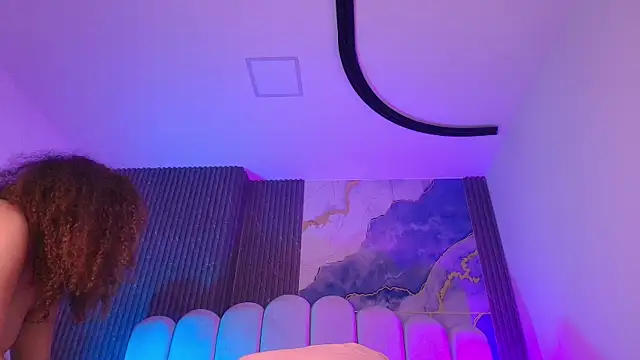 jones maddy  online show from 01-08-26, 11:56