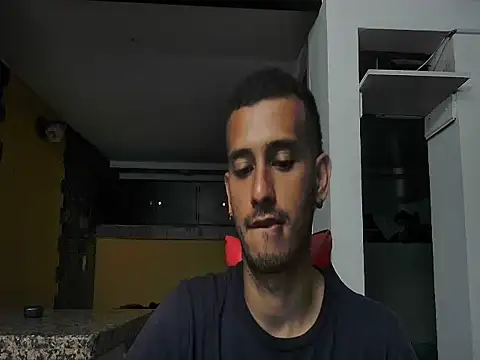 talktome4 online show from 06-08-26, 01:28