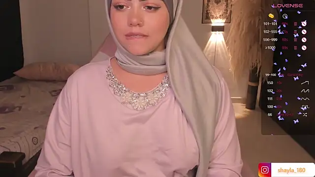 Snapshot of shayla_18 chatting on 02-28-25, 11:56 shayla 18 online show from 02-28-25, 11:56