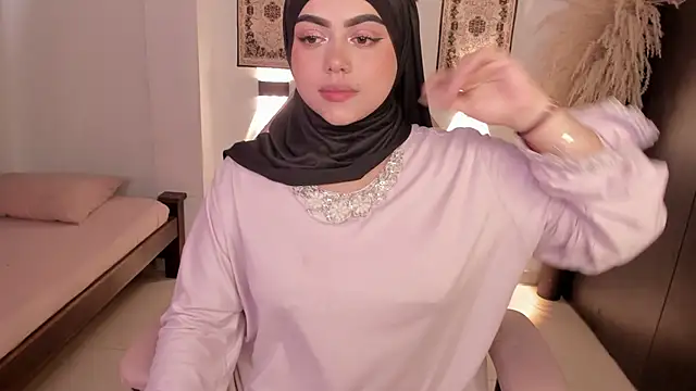 shayla 18 online show from 04-15-26, 06:26