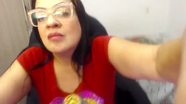 Snapshot of menfismuller2 chatting on 06-10-26, 07:57 menfismuller2 online show from 06-10-26, 07:57