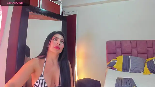 Snapshot of SunnyLeonz chatting on 03-06-25, 01:37 SunnyLeonz online show from 03-06-25, 01:37