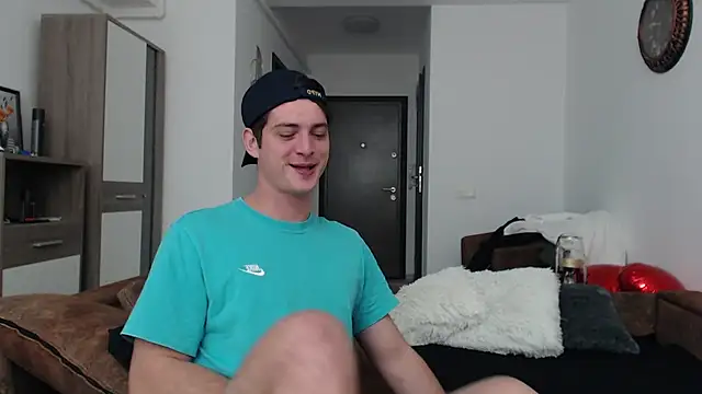 Snapshot of AndyFame chatting on 02-26-25, 04:25 AndyFame online show from 02-26-25, 04:25