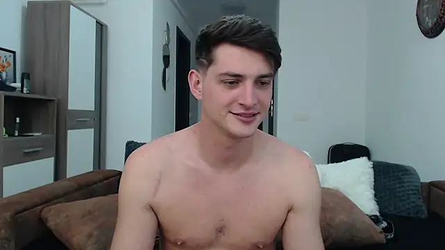 Snapshot of AndyFame chatting on 03-11-25, 10:31 AndyFame online show from 03-11-25, 10:31