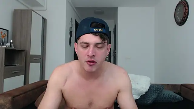 Snapshot of AndyFame chatting on 03-14-25, 02:10 AndyFame online show from 03-14-25, 02:10