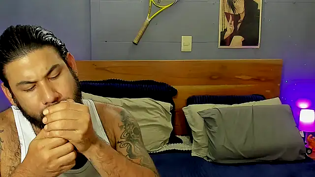 Prometeo-grizzly online show from 12-22-25, 01:02