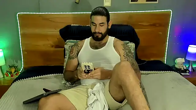 Snapshot of Prometeo-grizzly chatting on 07-04-26, 03:13 Prometeo-grizzly online show from 07-04-26, 03:13