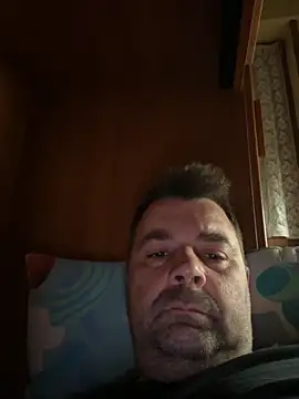 Snapshot of h4cAlex chatting on 11-05-25, 08:20 h4cAlex online show from 11-05-25, 08:20