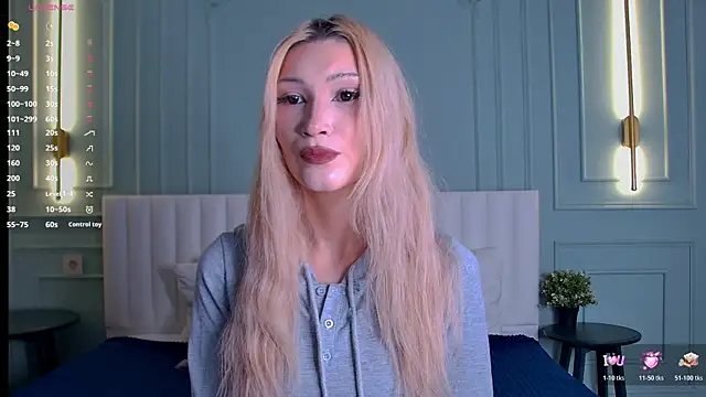 CarolReeves online show from 11-11-25, 06:24