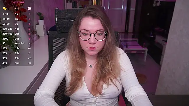Snapshot of RemyCute chatting on 06-07-26, 11:14 RemyCute online show from 06-07-26, 11:14