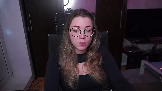 RemyCute online show from 06-19-26, 01:04