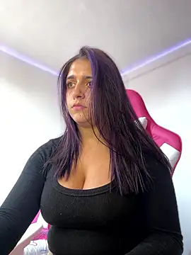 Alicia Ruiz online show from 01-16-26, 06:12