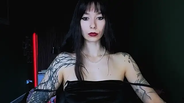 Snapshot of JillVerdon chatting on 06-20-26, 08:17 JillVerdon online show from 06-20-26, 08:17