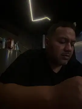 bigzae82 online show from 01-27-25, 07:03