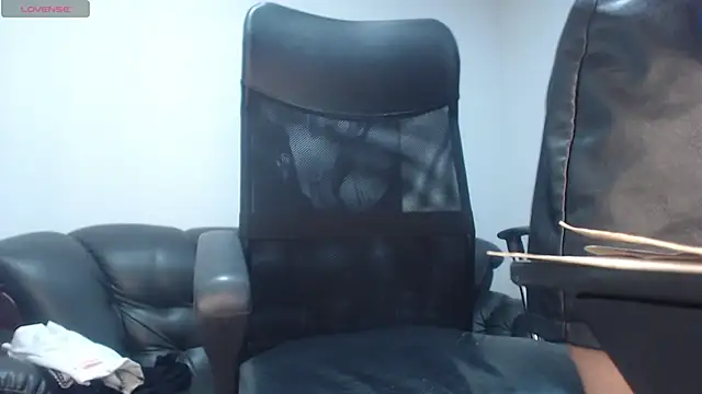 camilleDiaz16 online show from 05-30-26, 08:17
